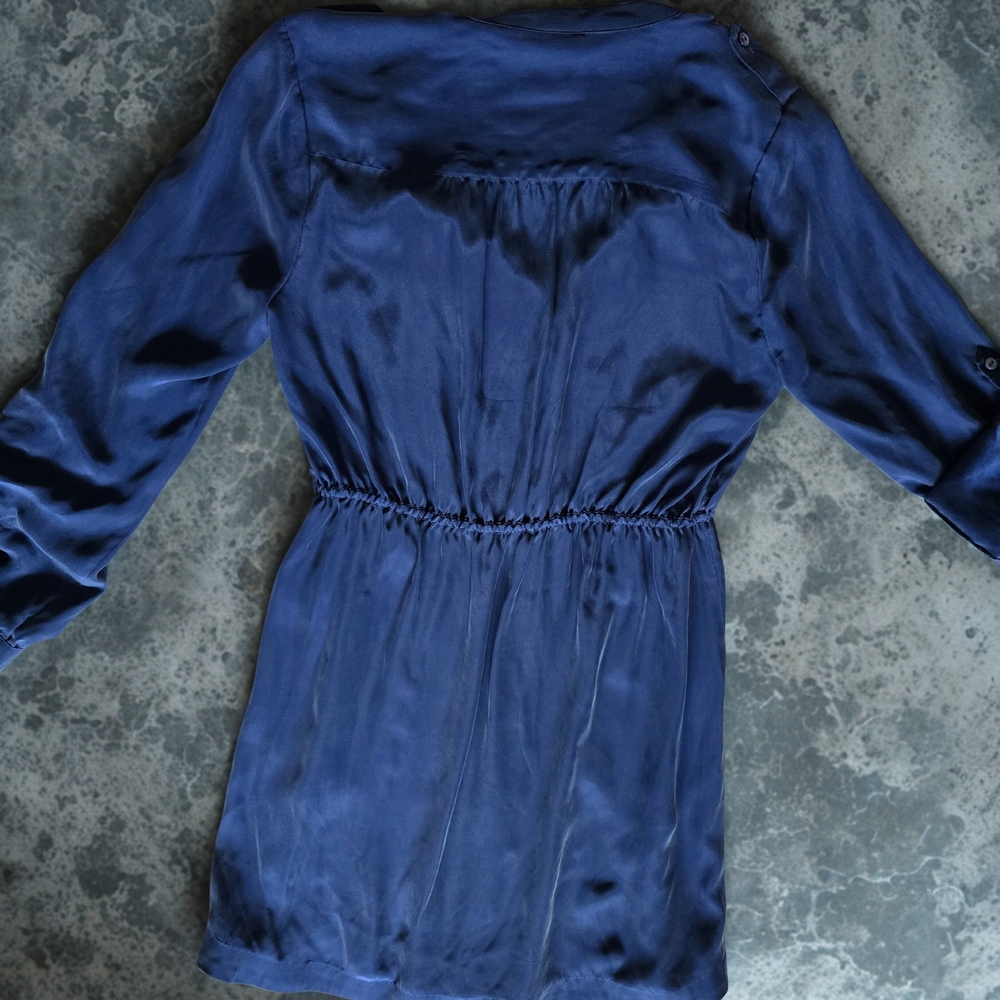 Sunshine & Shadow Navy Blouse - Picture 4 of 7